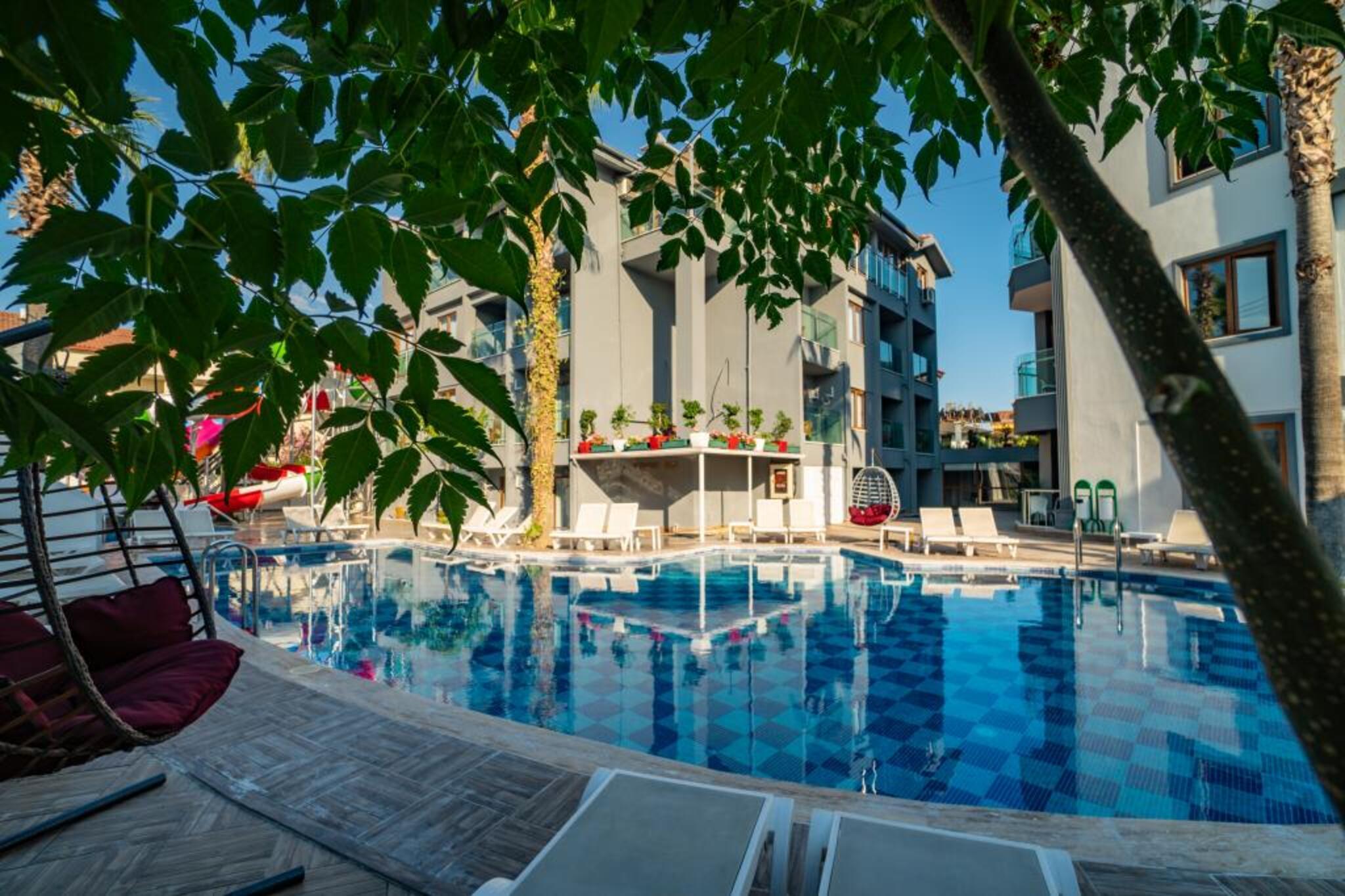 Hotel Sunbird 3*