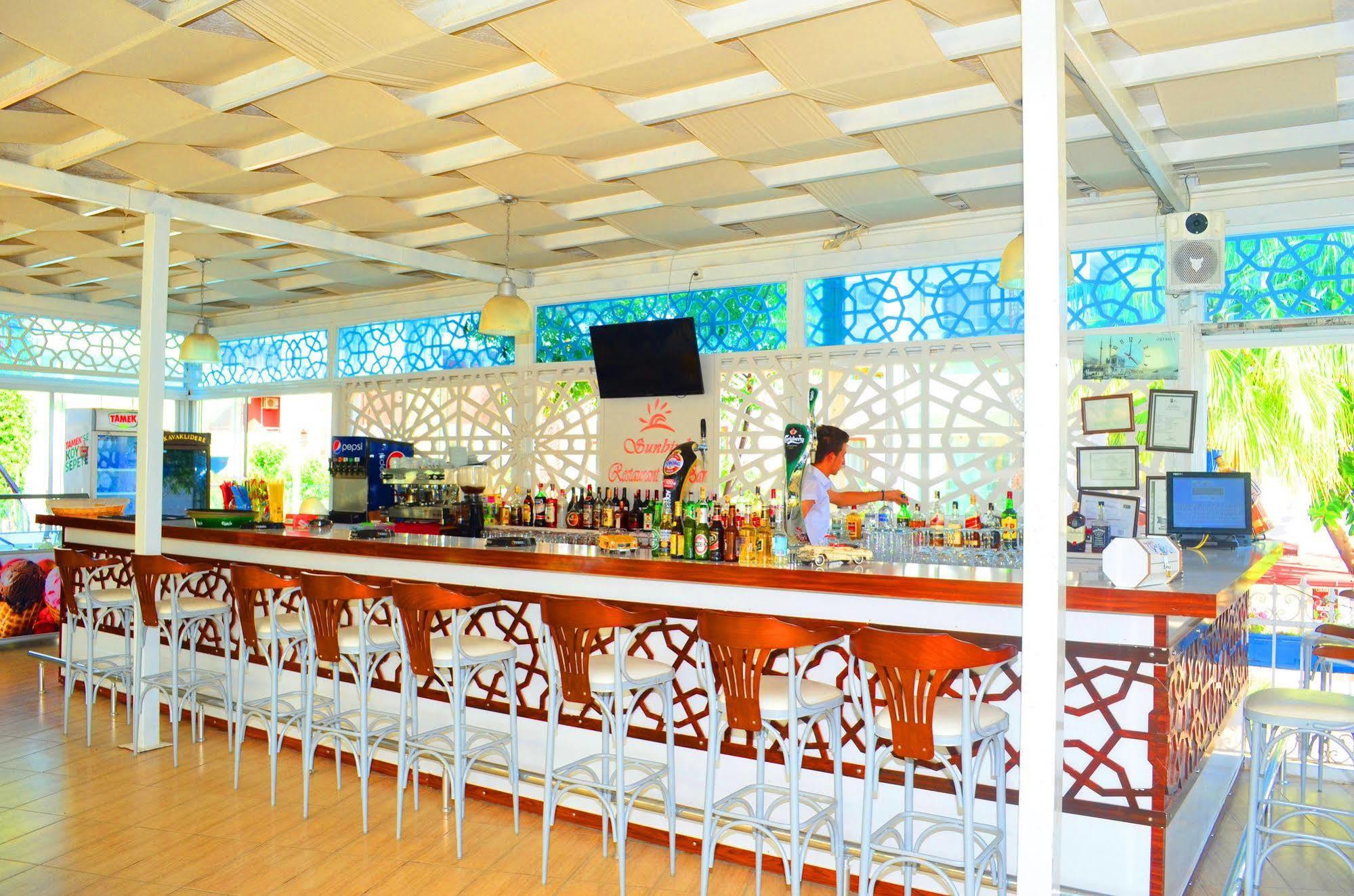 Hotel Sunbird 3*