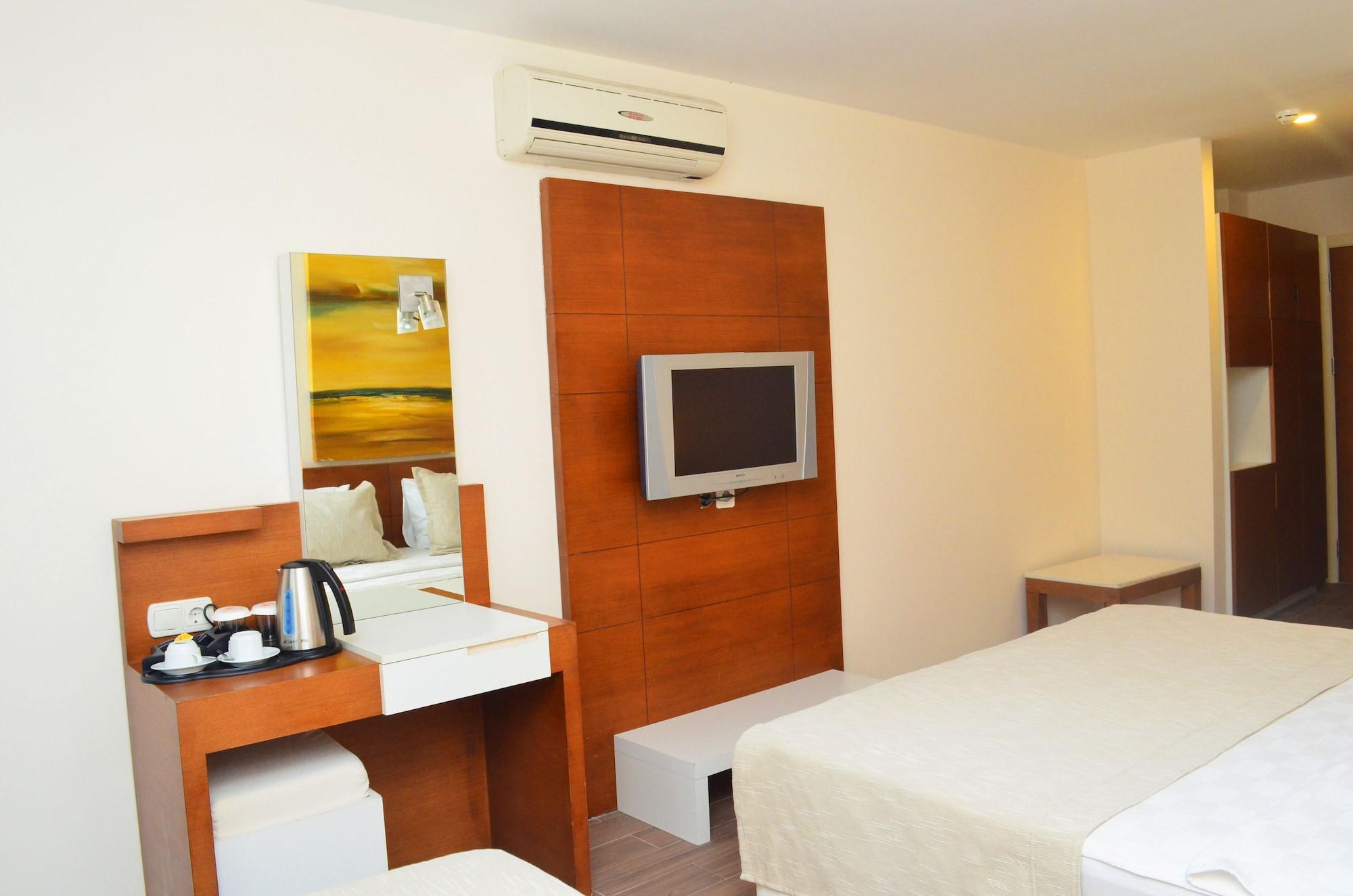 Sunbird Otel 3*