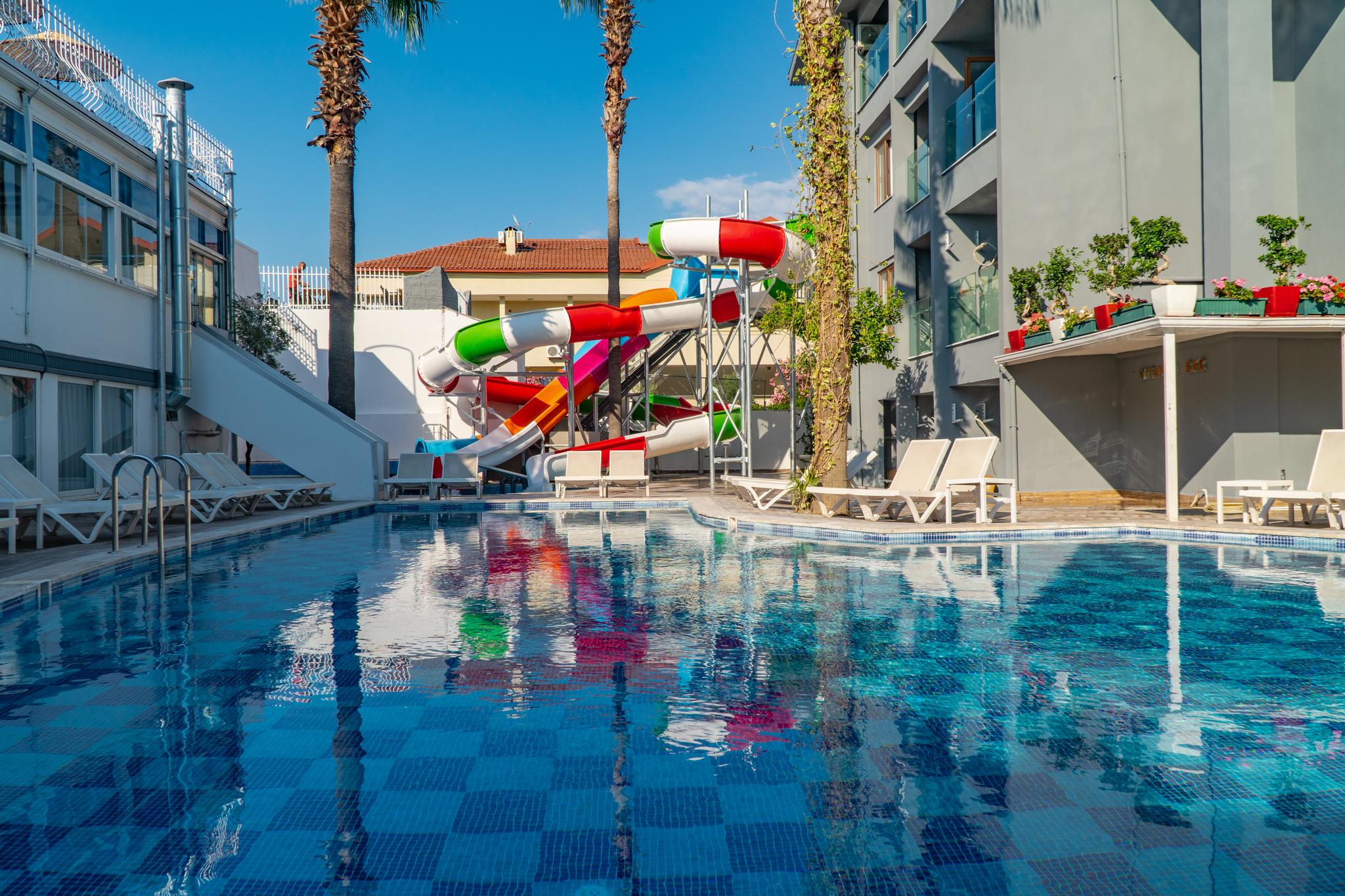 Sunbird Otel 3*