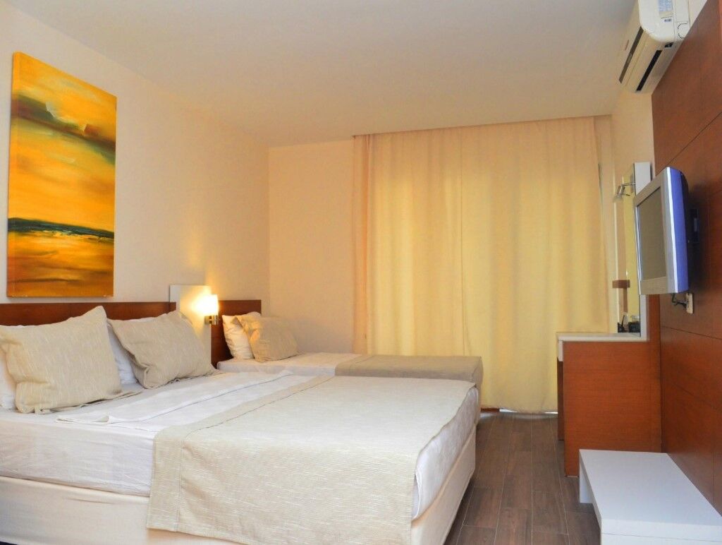 Sunbird 3* Side